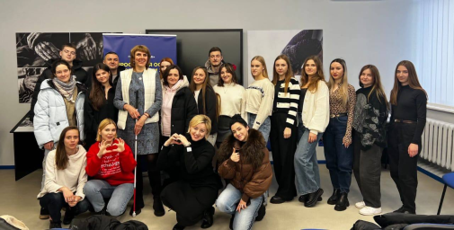 Студенти академії здобувають досвід реабілітації ветеранів в освітньо-реабілітаційному центрі «Трініті Хаб»-фото