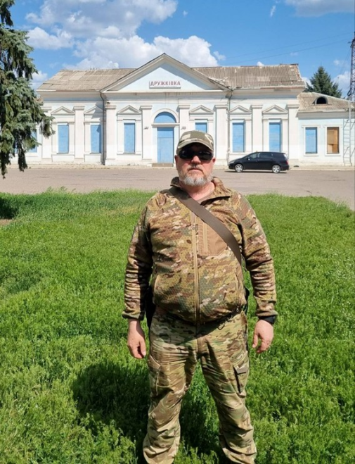 Освіта під звуки війни: надихаюча зустріч зі старшим лейтенантом-фото