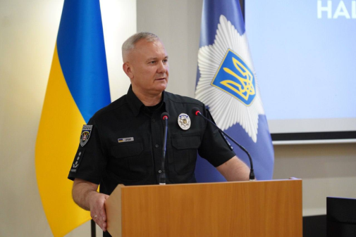 Диплом — за покликом серця й обов’язку-фото