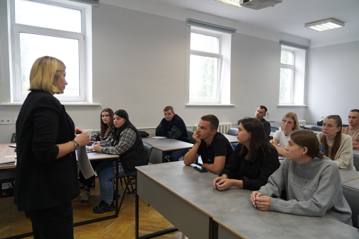 Зустріч гаранта освітньо-професійної програми «Правоохоронна діяльність» із здобувачами вищої освіти-фото