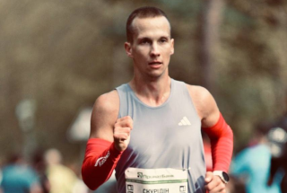 Студент ІЗДН НАВС – срібний призер ювілейного “ПриватБанк Київського марафону Незламності 2025”