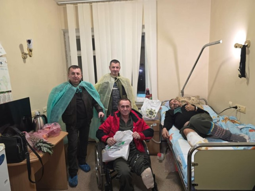 Візит до захисників-фото