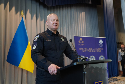 Урочистий випуск магістрів інституту заочного та дистанційного навчання-фото