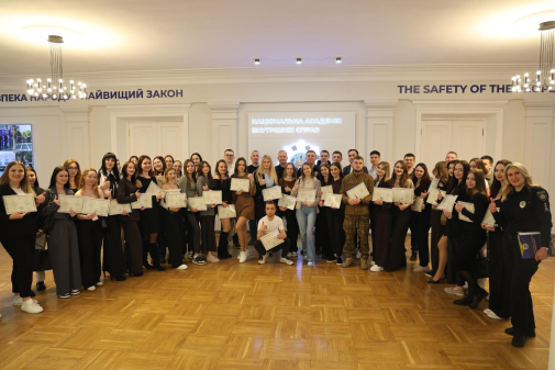 Випуск бакалаврів інституту заочного та дистанційного навчання-фото