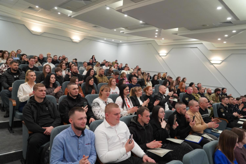 Випускники НАВС – серед тих, хто сьогодні захищає Україну-фото