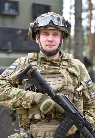 Ростислав Місяць: &laquo;Честь. Мужність. Незламність!&raquo;