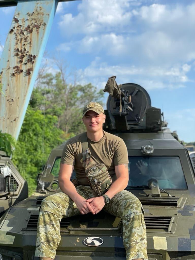 Анатолій Стельмащук:&laquo;Дочекавшись поки ворог прийде на поріг твого дому - буде пізно брати зброю&raquo;